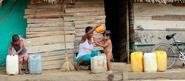 Agua-Nina-20122013-640x280