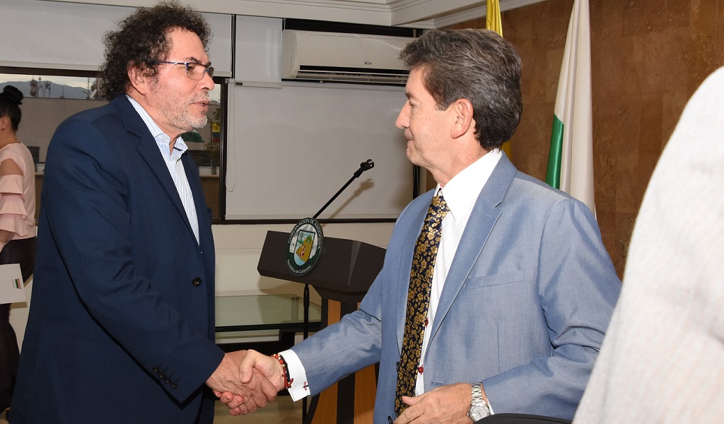 Luis Pérez y Pastor Alape Plan territorial paz