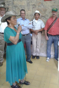 Sin-Tierra-4-Contagio-Radio-202x300